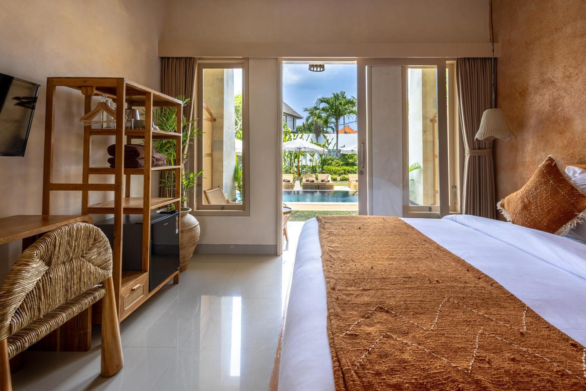 Kalm Bali Hotel Canggu  Exterior photo