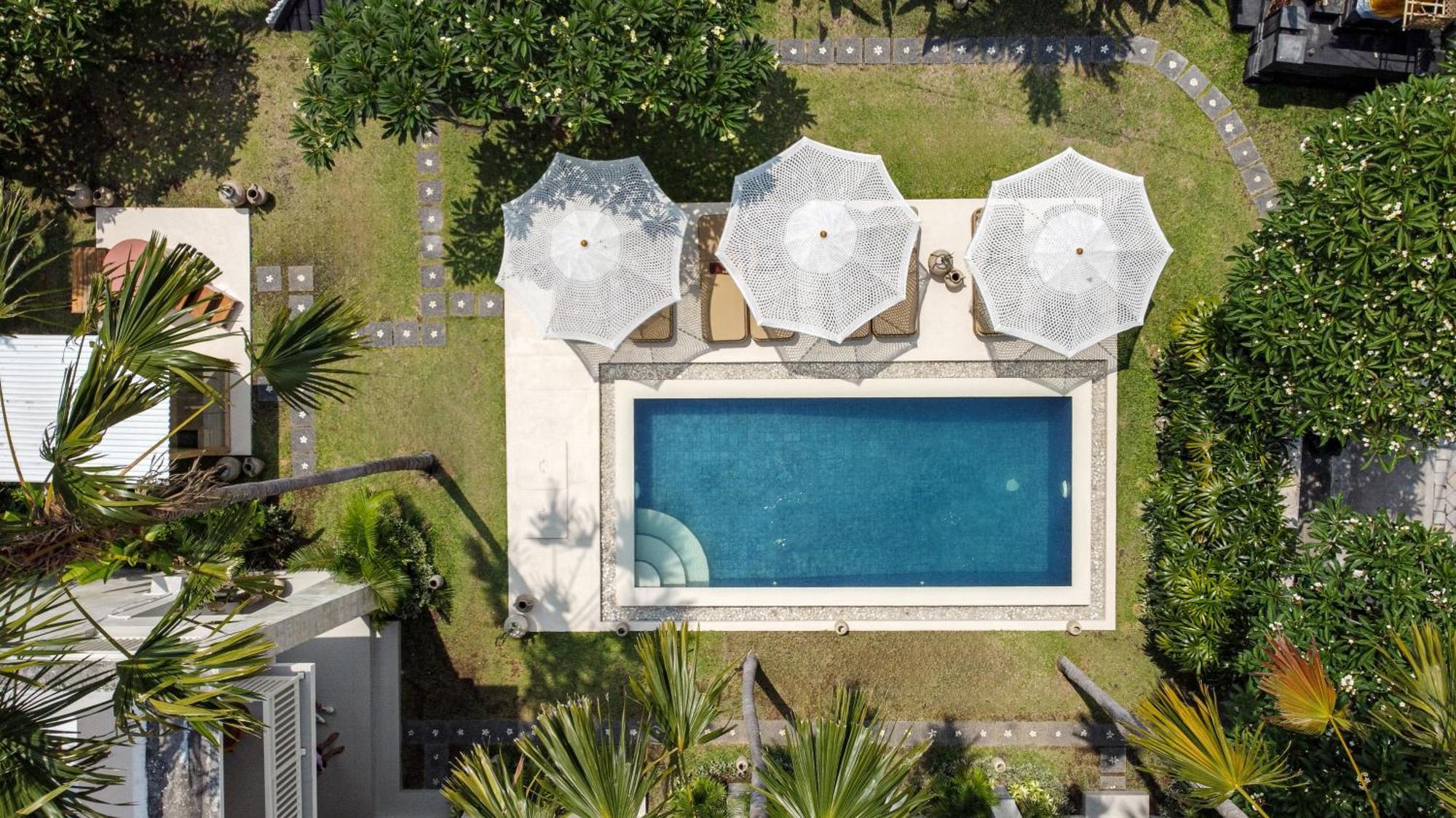 Kalm Bali Hotel Canggu  Exterior photo